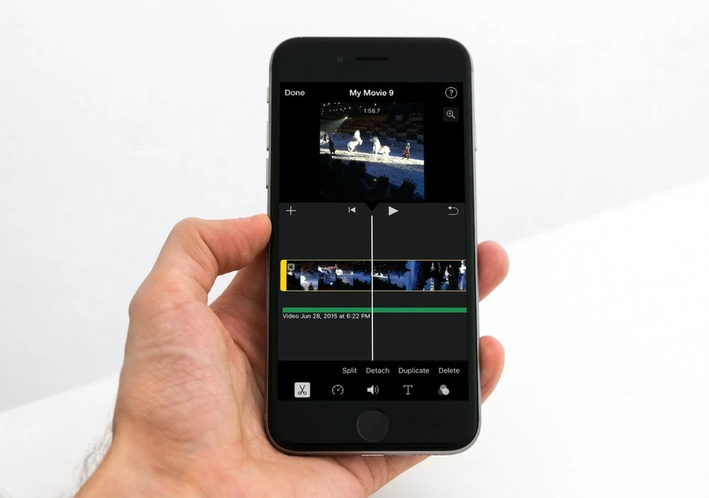 Cách xóa âm thanh trong video trên iPhone nhanh & đơn giản